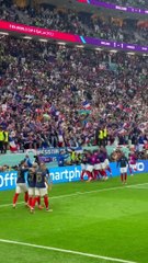 Le but d'Olivier Giroud et la joie des Bleus vus des tribunes
