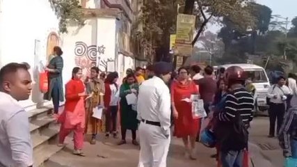 কলকাতা: বিক্ষিপ্ত ঘটনা ছাড়া &#039;নির্বিঘ্নে&#039; সম্পন্ন টেট, দাবি শিক্ষামন্ত্রীর