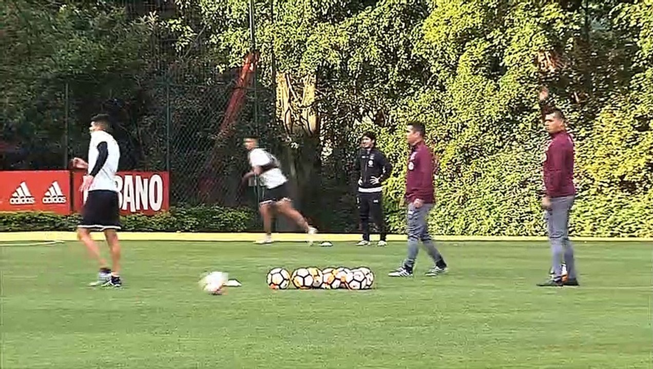 Colo-Colo veja como foi a coletiva com o técnico Héctor Tapia