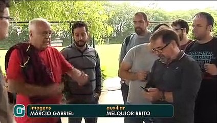Leco banca Ricardo Gomes e Denis deve seguir como goleiro principal para 2017