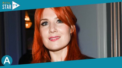 Adeline Toniutti sublime en petit short face à Tomer Sisley et sa femme, soirée dans un lieu prestig