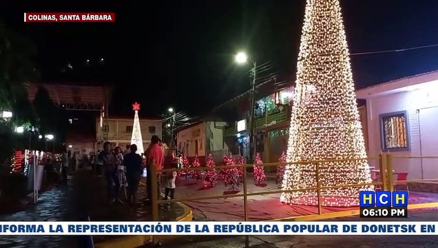 Pobladores de Colinas, Santa Bárbara disfrutan de hermosa Villa Navideña