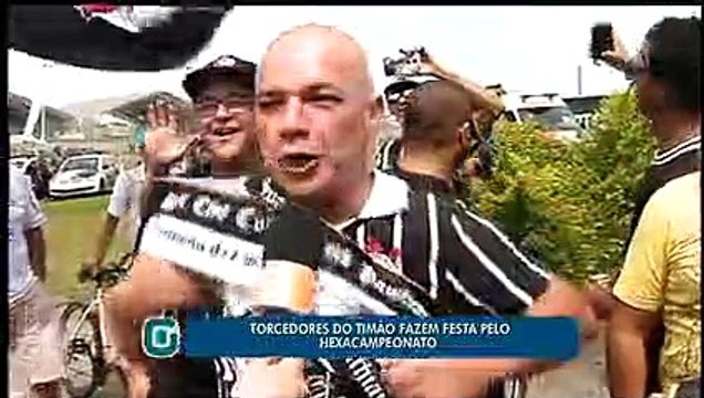 Torcedores do Timão fazem festa pelo hexacampeonato