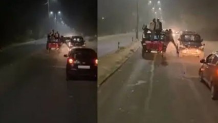 भोपाल की सड़कों पर गुंडे बदमाशों का स्टंट, जीप के बोनट पर खड़े होकर बनाया VIDEO