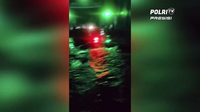 Subang Kota Terendam Banjir, Kapolsek Kompol Yayah Rokayah Monitoring