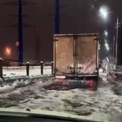 الطقس يلغي ويؤجل عشرات الرحلات في مطارات موسكو