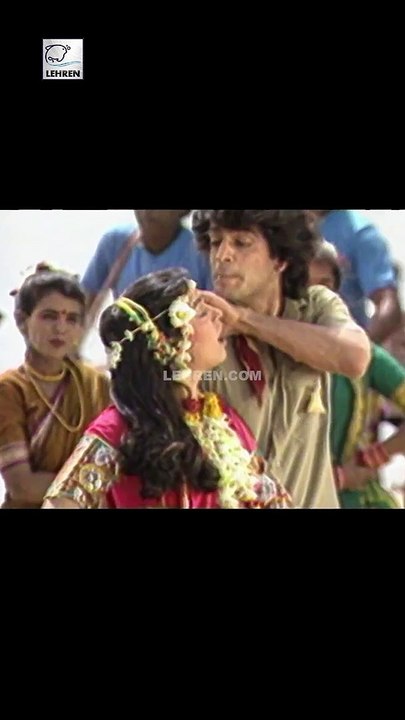 Chunky Panday & Juhi Chawla Shooting On A Beach