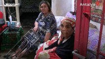 Antalya'da su basan evde mahsur kalan engelli kadını polis kurtardı