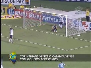 De virada, Corinthians vence Catanduvence no Pacaembu