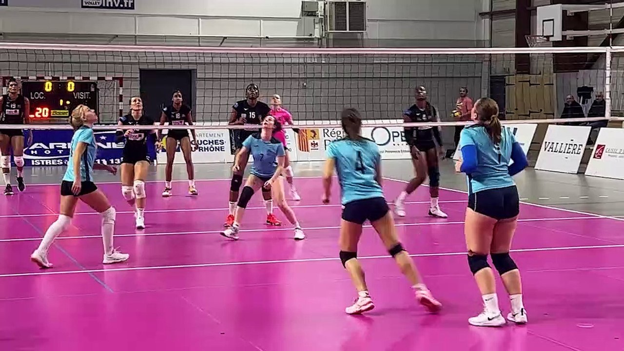 Images maritima: le résumé d'Istres contre Marseille Volley 13 avec des points disputés et d'autres