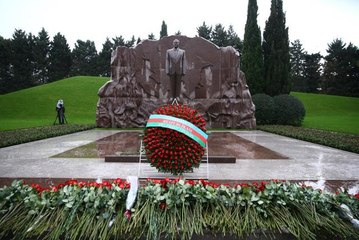 Haydar Aliyev, vefatının 19. yılında anılıyor (2)