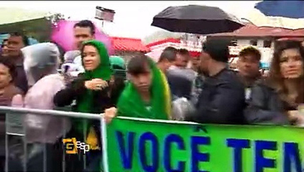 Na volta a Teresópolis, Seleção é recepcionada pelos torcedores