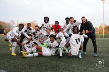 Tải video: Coupe Gambardella | 64e de finale- Maladrerie OS / Stade Rennais F.C. : le résumé (0-2)