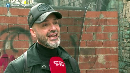 'Indultan' un grafiti de David Bowie en Valencia