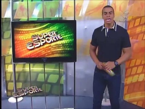 Vôlei Amil vence Pinheiros e avança às semifinais da Superliga