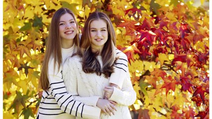 La Princesa Leonor y la Infanta Sofía protagonizan felicitación navideña de Familia Real