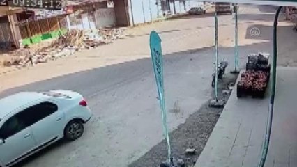 ŞANLIURFA - Yayaya çarpan kamyon sürücüsü yoluna devam etti - Güvenlik kamerası
