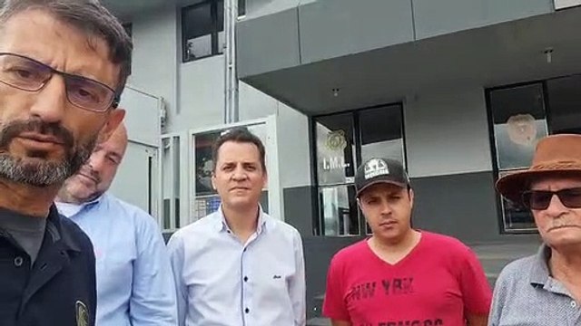 Manifestantes atropelados por mulher em frente ao Exército passam por exame no IML
