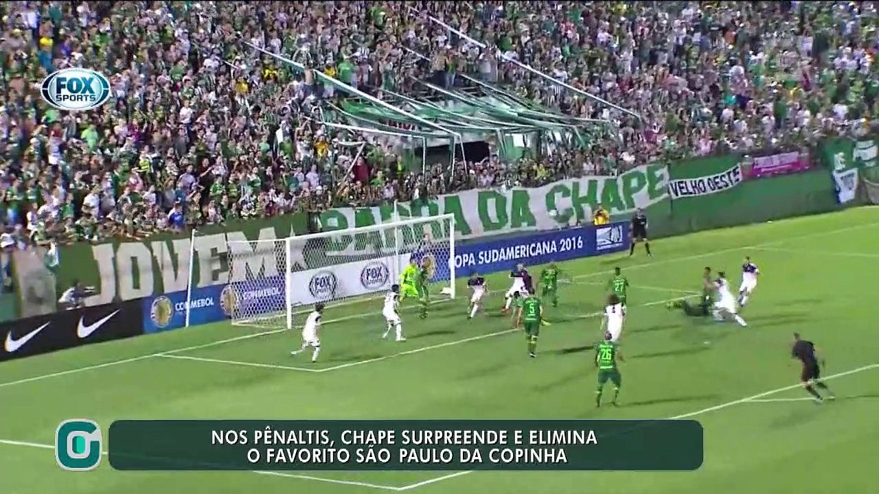 Nos pênaltis, Chape elimina São Paulo da Copinha