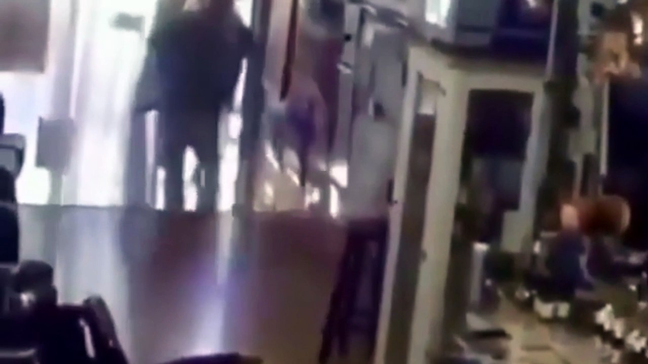 Kejadian horor di tempat pangkas rambut