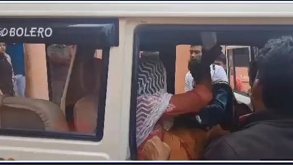 कुशीनगर: स्वास्थ्य विभाग की लापरवाही आई सामने, देखें ये हैरान करने वाली खबर