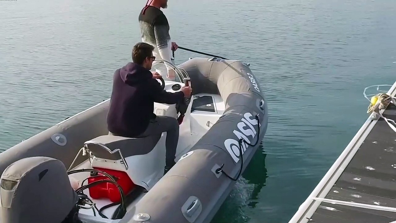 330 yat kapasiteli Yeni Foça Yat Limanında çalışmalar aralıksız sürüyor.