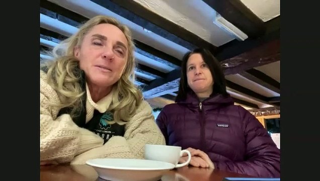 Pub takes in stranded motorists as snow forces them off road