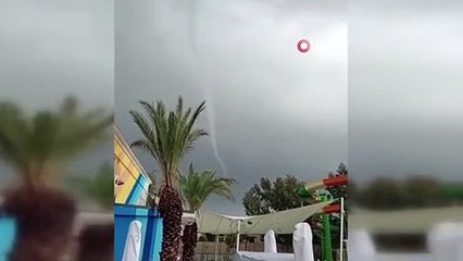 Antalya’da korkutan hortum kamerada