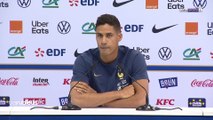 Benzema, la solidité du Maroc, l’importance de Griezmann.. La conférence de presse de Raphaël Varane