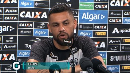 Leandro Carvalho fala do duelo desta noite diante do Corinthians