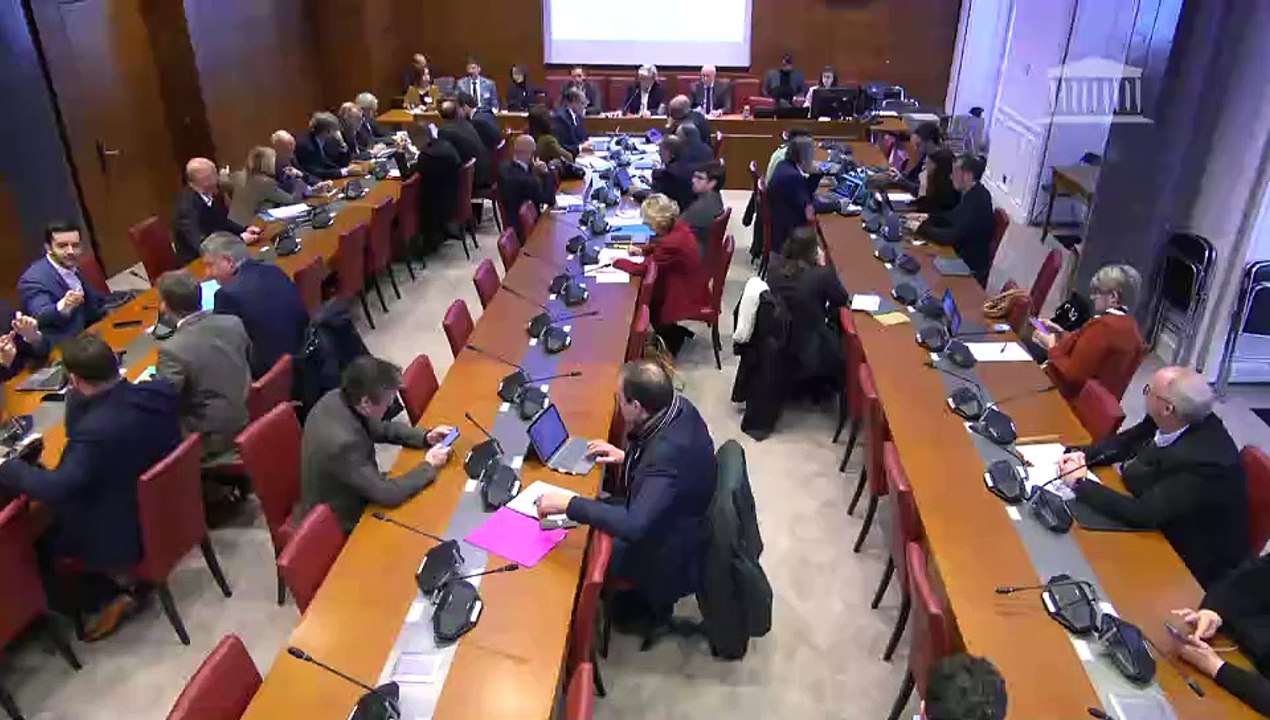 Commission des finances : M. Alexandre Maulin, président de Domaines skiables de France ; Calcul de la taxe d’enlèvement des ordures ménagères et refonte de la fiscalité locale - Mercredi 14 décembre 2022