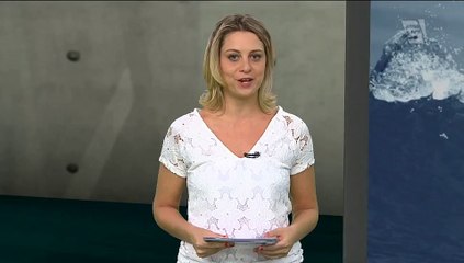 Após 10 anos na elite do surfe, Adriano de Souza é campeão mundial da categoria