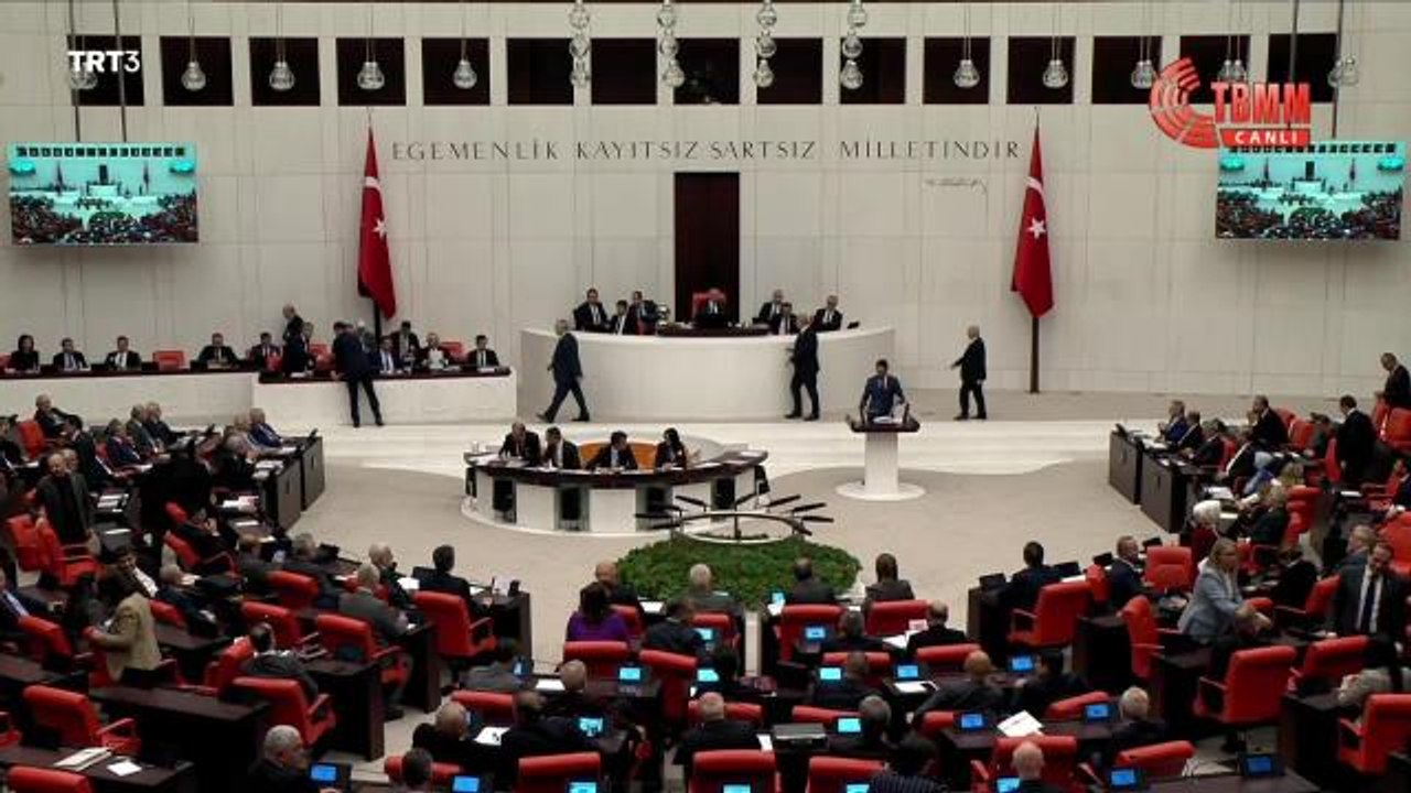 Abdulkadir Karaduman'dan AKP'lilere Bütçe Eleştirisi: "Bu, Epistemolojik Bir Kopuş Değil, Ontolojik Bir Yok Oluştur"