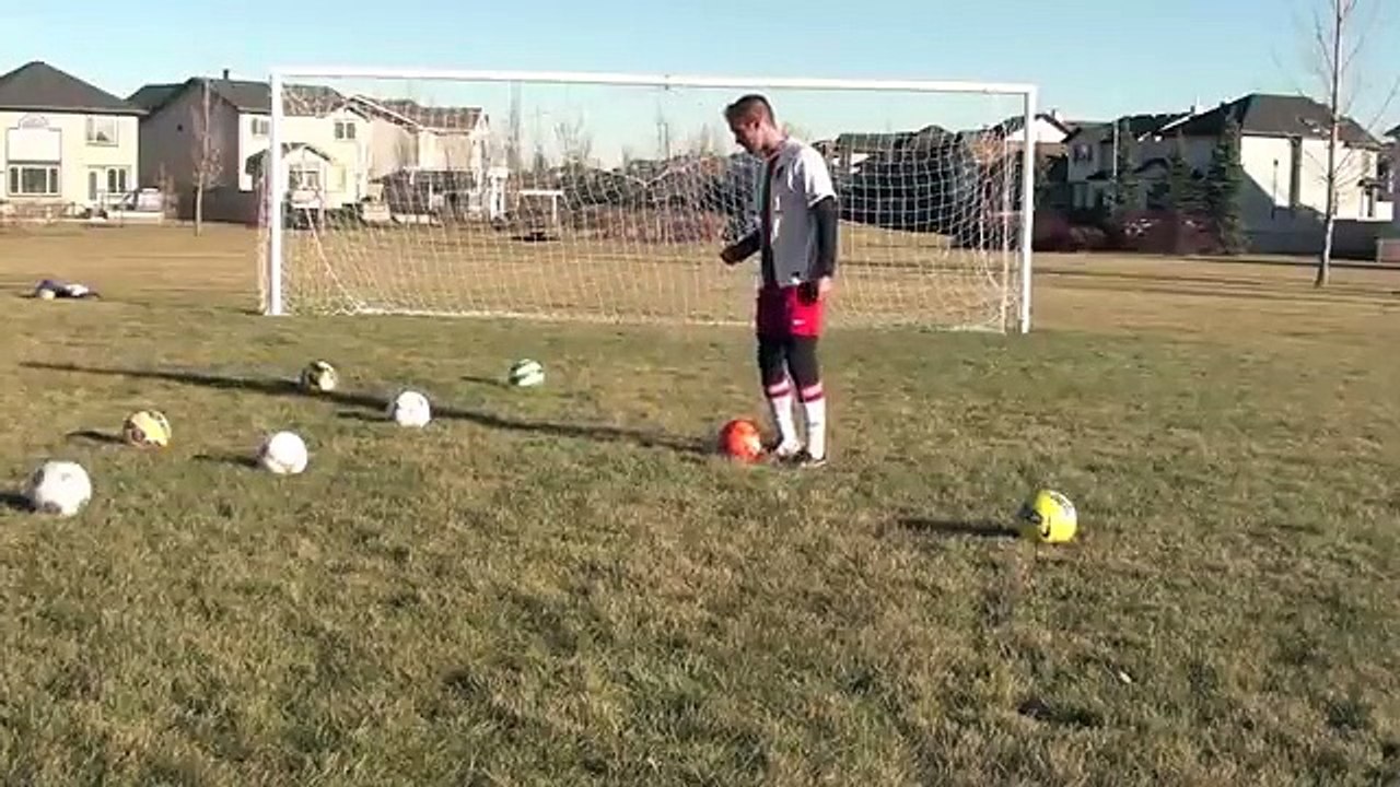 How to SLIDE TACKLE in Soccer / Football