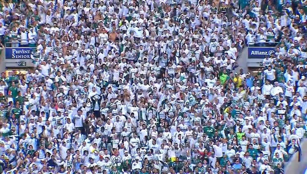 Ambiente do clássico entre Palmeiras e Corinthians