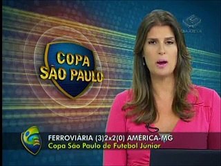 Santos toma susto, mas vira, goleia e avança na Copinha