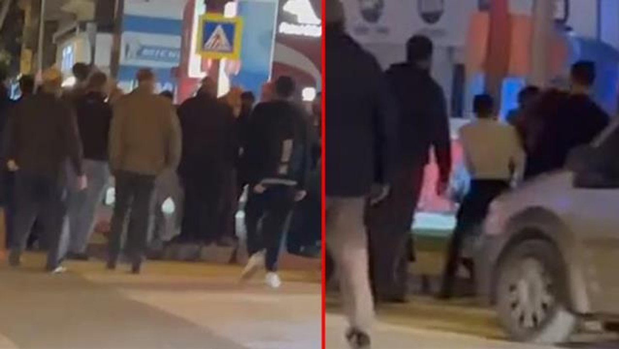 Öfkeli vatandaşlar tarafından darbedilen şahsı polis ekipleri kalabalığın içinden zor aldı