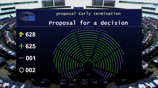 MEP Eva Kaili stripped of vice president role as Qatar corruption probe widens