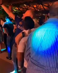 Na festa do Deca, Felipão e Dudu dançam sertanejo juntos