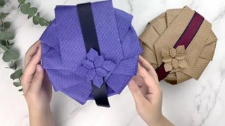 DIY Gift Wrapping - Gift Wrapping Circular Box