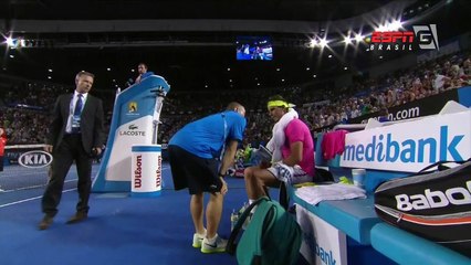 Nadal sofre, mas avança de fase no Aberto da Austrália