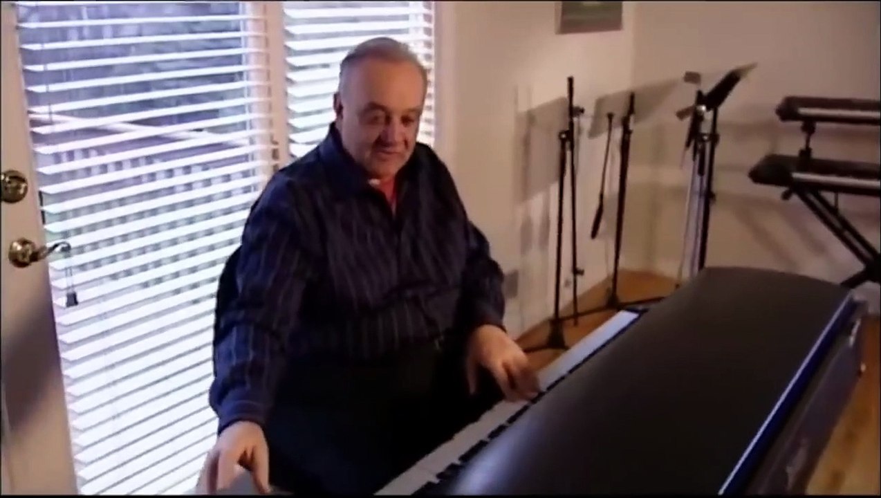 Angelo Badalamenti explains how he wrote Laura Palmer's Twin Peaks Theme