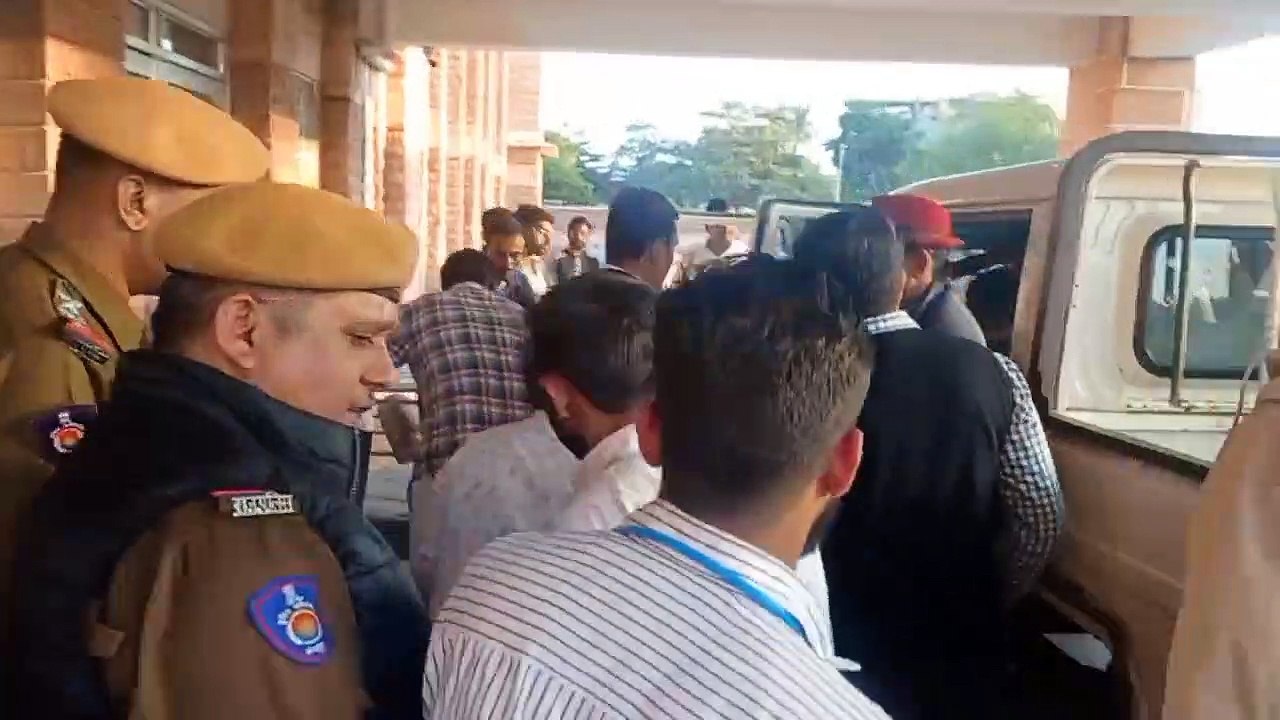 पत्नी के बाद अब पति सहित चार और मौतें, कुल 44 क...