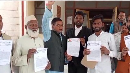 मऊ: मौलाना आजाद स्कालरशिप बंद होने से कांग्रेसियों ने किया प्रदर्शन, बीजेपी की करामात
