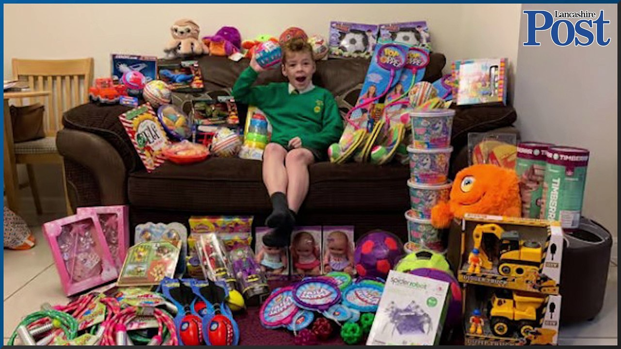 Lancashire Post news update 13 Dec 2022: 365 rock climbing walls to buy Christmas gifts