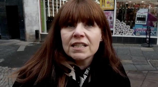 What should be done to save Heeley City Farm?