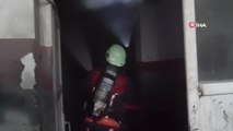 Mersin'de bir iş yerinde çıkan yangın paniğe neden oldu