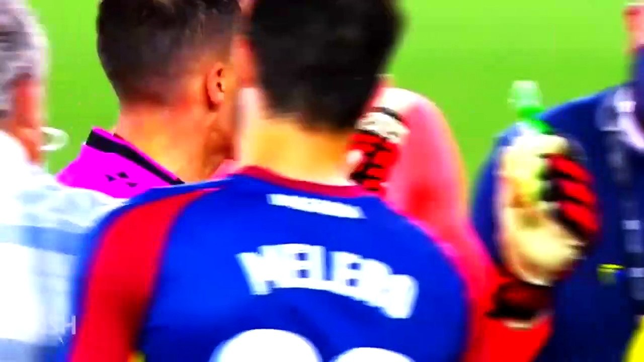 Beautiful Moments of Respect