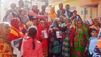 यात्रा में भीड़ जुटाने के लिए गांवों में भेजी बसें क्यों लौटी, जानिए पूरा मामला