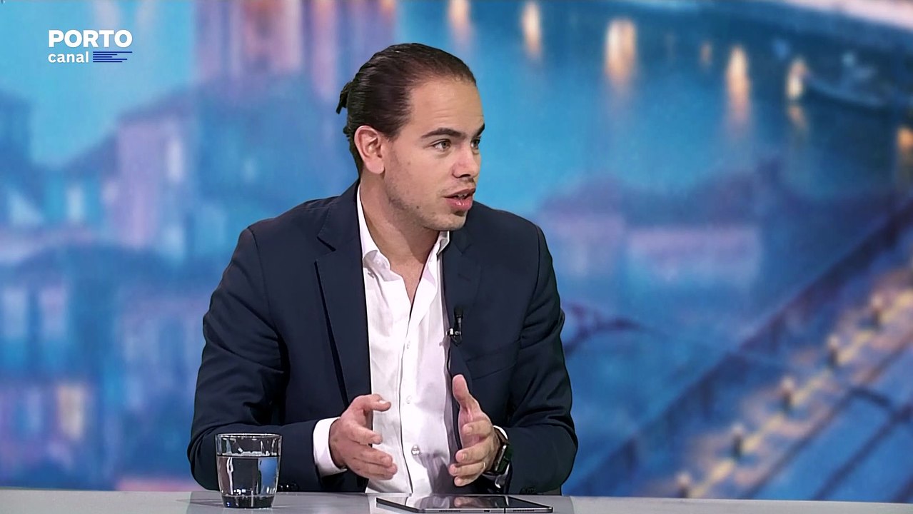 Hugo Carvalho: “No Norte, aqui no Porto, e outras zonas do país, em que as coisas funcionam e há outras zonas do país em que este serviço público não funciona.”